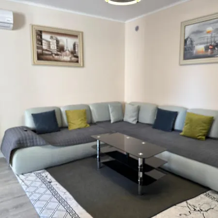 Villa Durres *